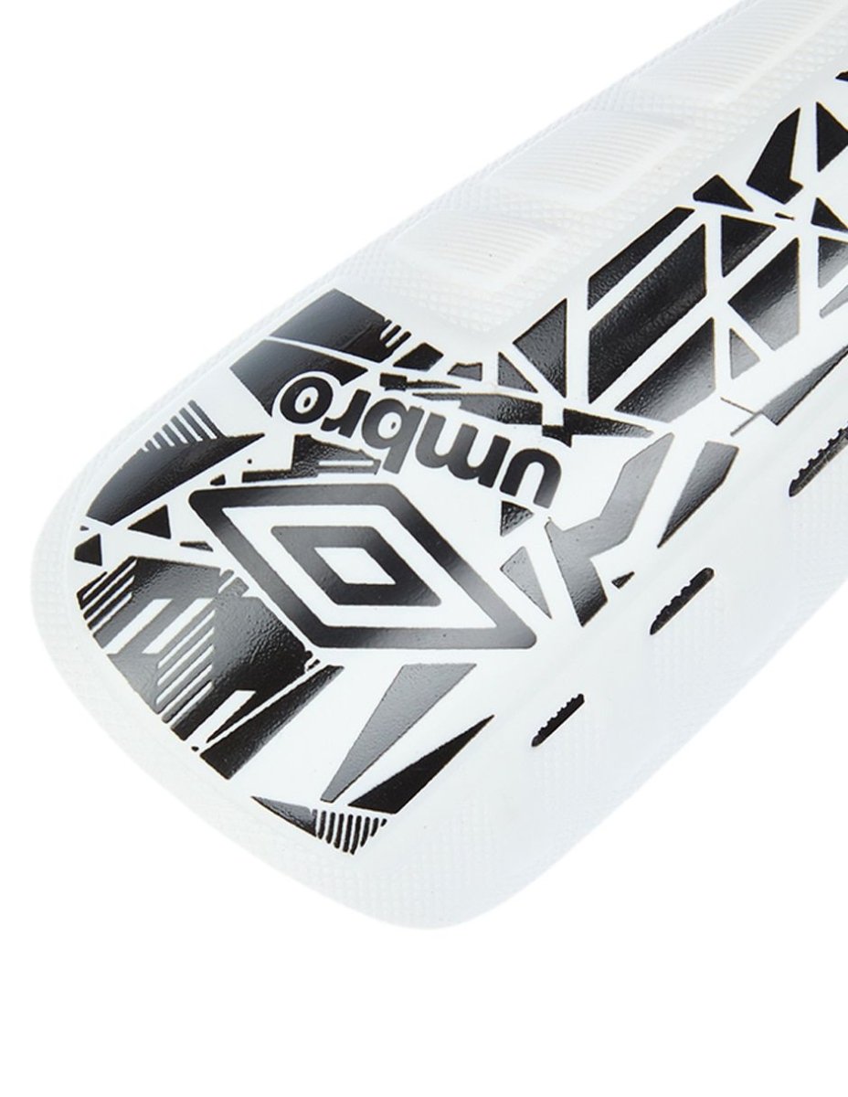 UMBRO espinillera - shinguards Defender Guard/White - FOR SPORT